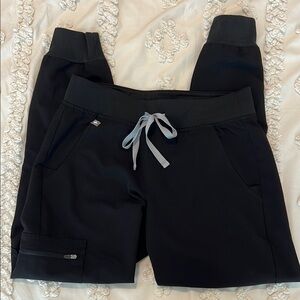 Figs Women’s Zamora Jogger Black Size XS Petite